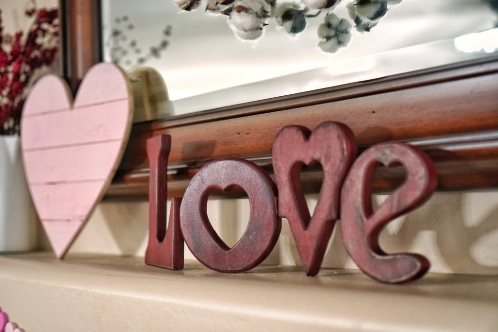 Valentines Day Mantel love sign