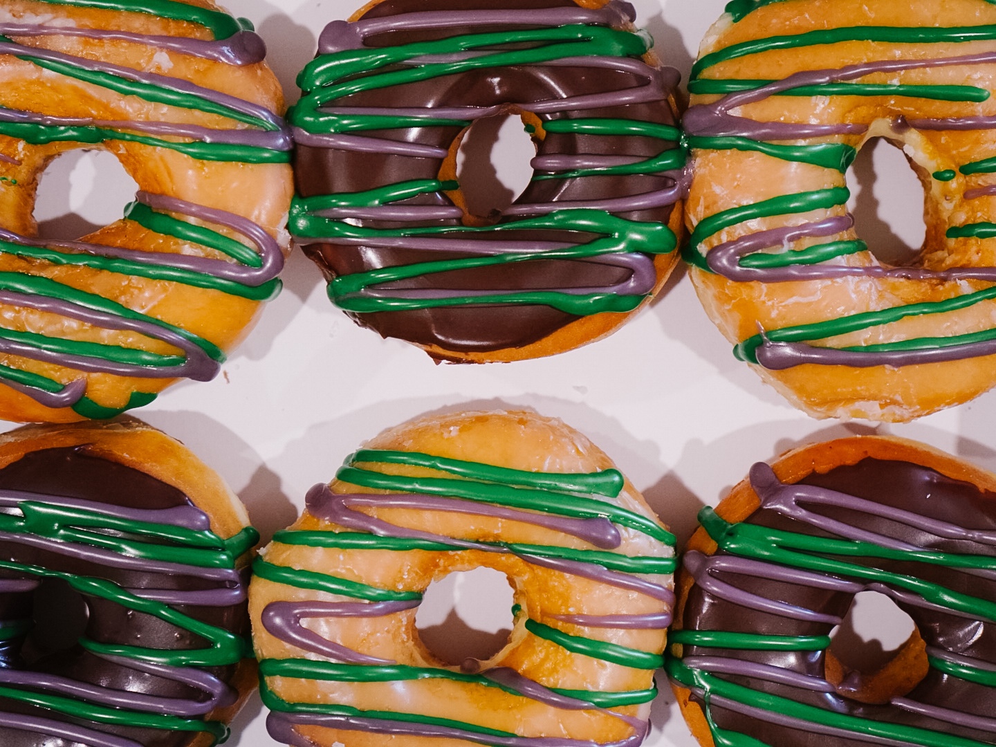 Graduation Day Donuts – School Colors DIY Icing